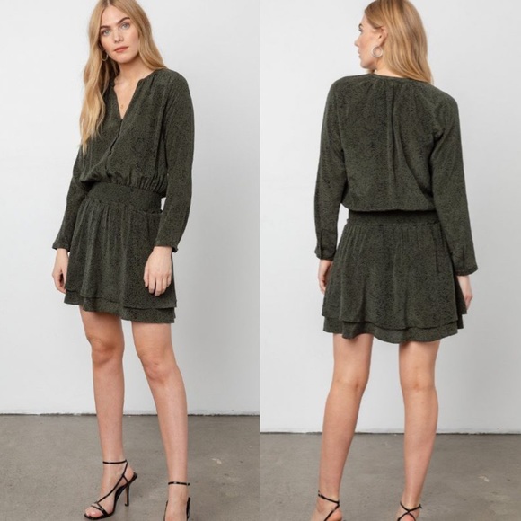 Rails Dresses & Skirts - RAILS • Jasmine Long Sleeve Snake Print Dress